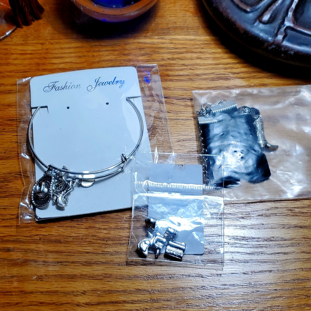 Western cowgirl silver jewelry 3 pc